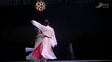 中国古典舞蹈就是优美，身姿飘逸，一举一动令人着迷！