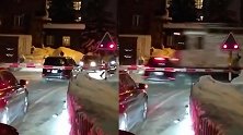 3女子驾车火车道上打滑 遭疾驰火车撞飞
