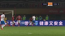王飞登场不久意外受伤！ 刘恒替补上场为建业完成指标