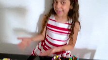 莎拉的手指玩小糖果鞋 威特鞋子推销员