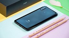 屏下指纹、4800万像素一个都不能少！小米9全配置曝光