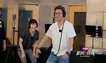 张艺兴听到这首歌就玩嗨了，孙红雷直接看呆艺兴疯了吗
