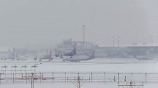 受降雪天气影响 首都机场已取消140架次航班