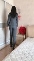 只要身材好，休闲装也能勒出凸凹感