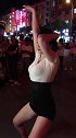 小姐姐的衣服很漂亮，和人一样漂亮