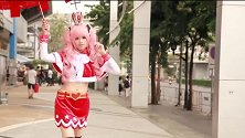 二次元cos秀，这不是海贼王里面的幽灵公主吗？好像啊！