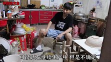 平背德牧生了7条小狗，主人喂东西怎么都不吃，原来肚子里面还有