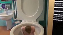 会“吃人”的马桶，你想去体验一下吗？