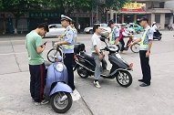 交警提醒：骑电动车将严查这5种行为，一旦发现不管是谁一律罚！