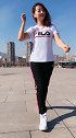 穿搭运动套装，凸显女人魅力！