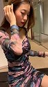举手投足都是女人味