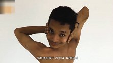 印度男子表演手脚旋转360度 差点当场死亡