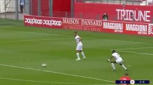 第49分钟第戎球员沙菲克进球 第戎1-0尼斯