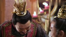 皇上的身体大不如从前，太子主动替他分忧，居心不良啊！