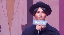 《粉红女郎》已播多年，主演几乎全过气，两个配角已是一线明星