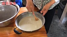 实拍徐州新沂窑湾古镇大姐制作蛙鱼全过程，便宜又好吃3元一碗