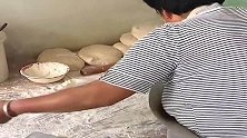 这才是真正的拔刀面，配上汤料，真是人间美味！