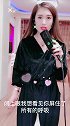 气质的美女爱唱歌，真是歌美人美！