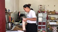 大姑姐要走了，妈妈做最爱吃的凉面，弟媳做红烧肉，还有家乡美食