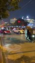 繁华的北京三里屯红绿灯经常人山人海 各种跑车豪车打卡胜地！  三里屯