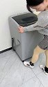 有了这个洗衣机脚垫，轻松给洗衣机减震，清扫垃圾也很方便