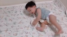 1岁的宝宝要睡觉就紧抱着出生时就陪着她的公仔不放，有同款吗？