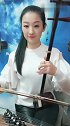 传统乐器二胡独奏《北国之春》，气质美女演奏的太好听了