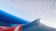 花钱乘坐俄米格29战斗机爬升至280000米太空边缘！