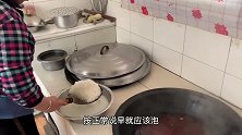 一锅粘米饭也能喝二两？刚出锅的粘米饭太香了，老妈非要喝点