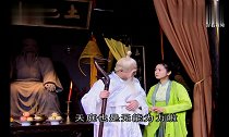 香雪海靠生命之树进入了另一种道,小七怀疑她是狸猫却没有证据