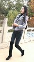 都市女人穿上马丁靴，风度翩翩！