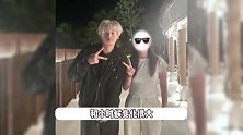 邹市明一家五口马尔代夫度假，轩轩长成了大帅哥，染一头金发潮男范足