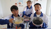 搞笑剧：考试蒸米饭，学渣用墨水蒸米饭考100分，理由真奇葩
