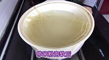 不想做饭，来碗香辣的牛肉粉也不错，做法简单，口感不输给早餐点