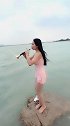 姑娘用唢呐吹首《舞女泪》，十分动感，比唱的还好听