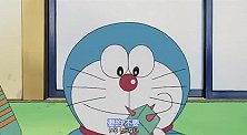 哆啦A梦：哆啦A梦整理道具，大雄偷拿万能护照，他又闹幺蛾子