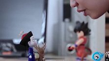 叫我僵小鱼：粑粑要出门，把小鱼关进鸟笼里