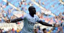 回家乡也不忘练球 迪亚涅化身野球小王子打进世界波