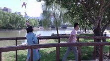 不愿再做你备胎，温州帅哥翻唱艾歌神曲《做你的雪莲》
