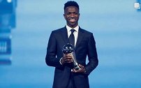 周二上台领奖！维尼修斯当选FIFA2024世界足球先生