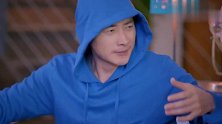 克拉恋人，罗晋喝水被唐嫣推了一下，罗晋别动手动脚！太逗了