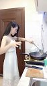 只要你敢娶我，我愿意为你做饭