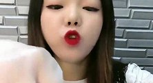 黑色的无骨鸡爪，这小嘴巴吧唧的，太会吃了！
