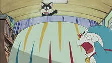 哆啦A梦：大雄一家人同心协力对战大黑猫！