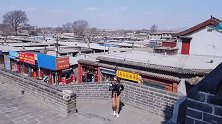 美女洋媳妇来感受中国文化，游古城