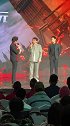 成龙大哥赞杨洋拍戏敬业寄语不要骄傲