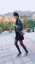 幸运的是，我反应敏捷，所以我为什么不跳舞呢