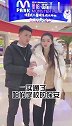 不会吧，当年那个保安就是你爸爸呀。