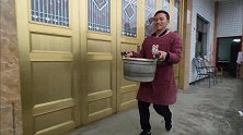 熟食养猪很绿色，这样的猪肉品质好，就是稍微有点肥