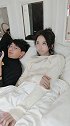 美女  颜值 原来是我拖后腿了吗